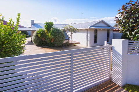 GIFFORD HOUSE - Northern Rivers Accommodation 0