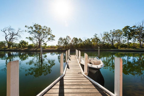 Gippsland Lakehouse - Northern Rivers Accommodation 2