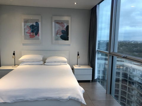 Glasshouse Apartment - At Parramatta - Northern Rivers Accommodation 2