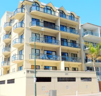 Glenelg Beachside Luxury Apartments - Northern Rivers Accommodation