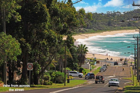 GOLF 39 MOLLYMOOK BEACH - Northern Rivers Accommodation 0