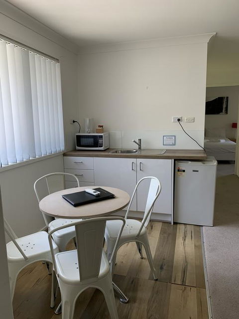 Golf View Motel - Northern Rivers Accommodation 3