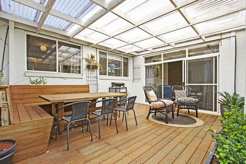 Golfers Getaway Mollymook Augusta Place 14/13-15 - Northern Rivers Accommodation 0