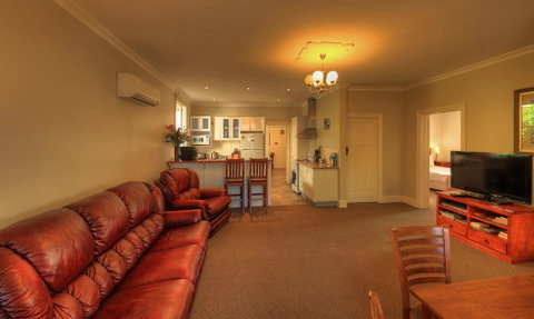 Grace's Spa Cottage - Northern Rivers Accommodation 1