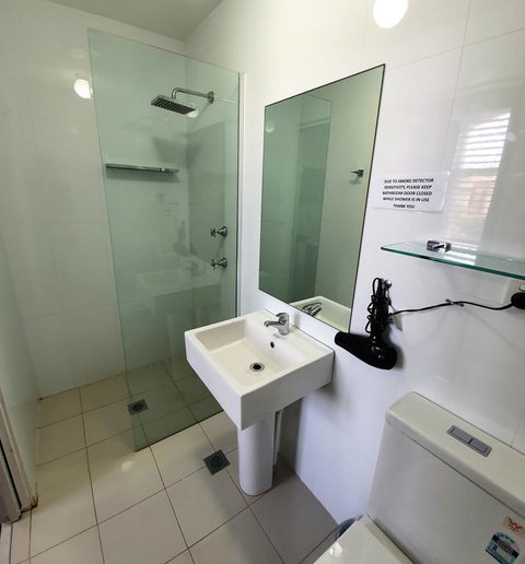 Grand Hotel - Northern Rivers Accommodation 3