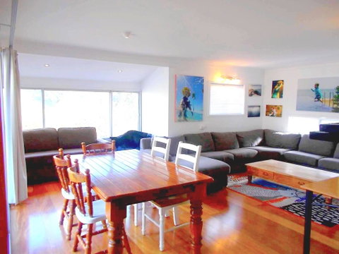 Great Value Thredbo Chalet - Northern Rivers Accommodation 3