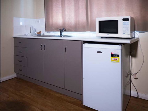 Great Western Travel Village - Northern Rivers Accommodation 1