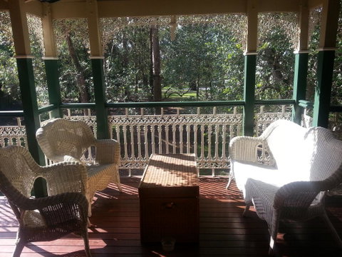 Grove Manor - Northern Rivers Accommodation 1