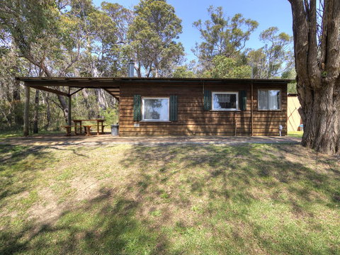 Gum Grove Chalets - Northern Rivers Accommodation 2