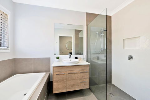 Hamptons @ The Point - Northern Rivers Accommodation 3
