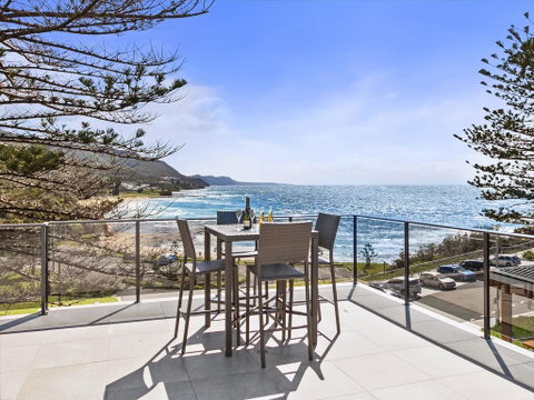 Headlands Austinmer Beach - Northern Rivers Accommodation 2
