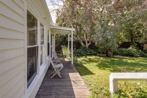Heronswood Cottage - Northern Rivers Accommodation 3