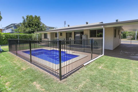 Hibiscus Holiday Home - Northern Rivers Accommodation 0