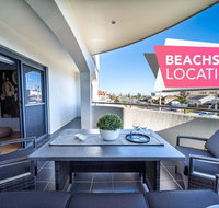 Higher Ground on Seaview-Superb Beach Lifestyle - Wifi - Metres from the beach - Northern Rivers Accommodation