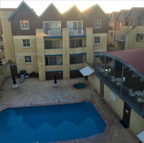 Hillarys Executive Apartment - Northern Rivers Accommodation 0