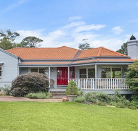Hillview Cottage - classic country comfort and charm - Northern Rivers Accommodation