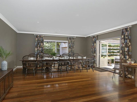 Hillview Cottage - Classic Country Comfort And Charm - Northern Rivers Accommodation 3
