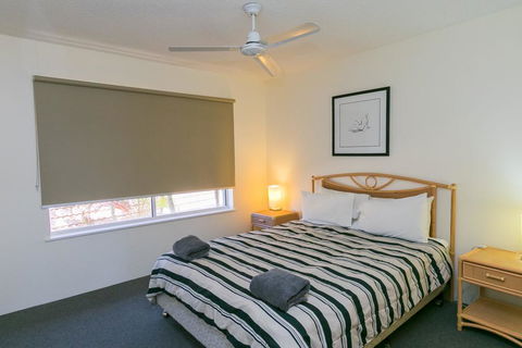 Holiday At The Marina - Hervey Bay - Northern Rivers Accommodation 3