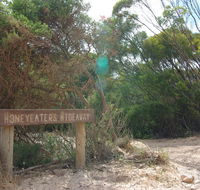 Honeyeaters Hideaway in Vivonne Bay - Northern Rivers Accommodation