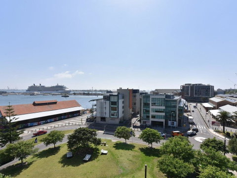 Honeysuckle Haven - Harbour Facing + Walk To Restaurants - Northern Rivers Accommodation 0