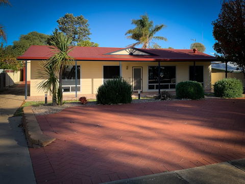 Hooterville - Northern Rivers Accommodation 0