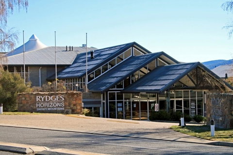 Horizons 115 - Lake Jindabyne Waterfront - Northern Rivers Accommodation 1