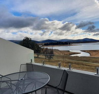 Horizons 201 - Lake Jindabyne Waterfront