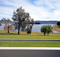 Horizons 208 - Lake Jindabyne Waterfront