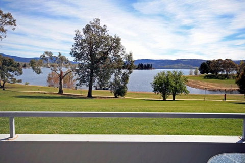 Horizons 208 - Lake Jindabyne Waterfront - Northern Rivers Accommodation 0