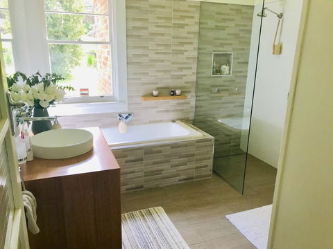 Hospitality On The Hill - Northern Rivers Accommodation 2
