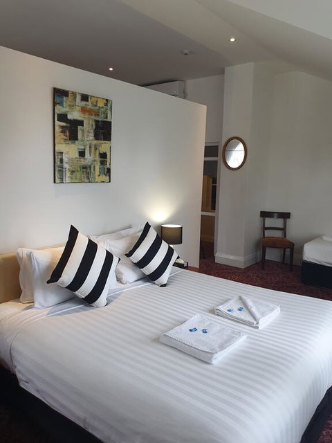 Hotel Blue - Northern Rivers Accommodation 3