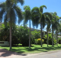 Island Magic 2 - Opposite Beautiful Alma Bay - Northern Rivers Accommodation