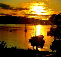 Islandview Beachhouse - 60m down driveway to Beach Dover Tasmania - Northern Rivers Accommodation