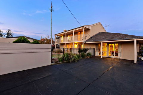 Isle Of Serenity - Northern Rivers Accommodation 3