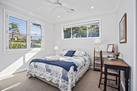 Jetty Splendour Guest Bedroom With Bathroom En-suite B'nB - Northern Rivers Accommodation 0