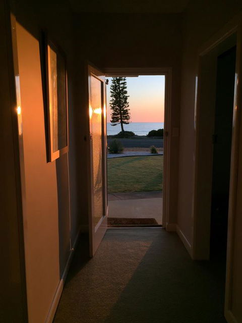 Jewel Of The South Beachside Holiday Rental - Northern Rivers Accommodation 2