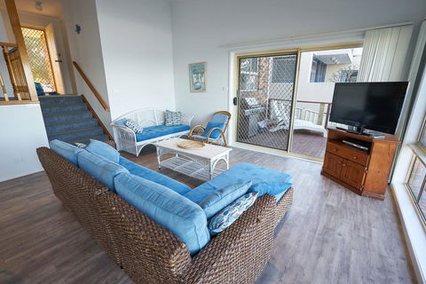 Kalimna - Blue Bay, NSW - Northern Rivers Accommodation 2