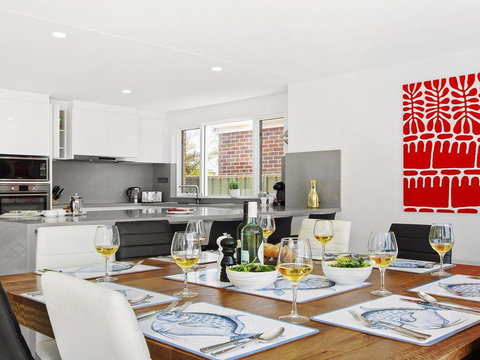 Karelda - Absolute Waterfront Pet Friendly Property - Northern Rivers Accommodation 2