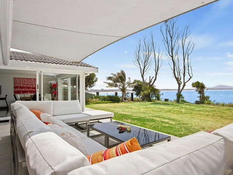 Karelda - Absolute Waterfront Pet Friendly Property - Northern Rivers Accommodation 0