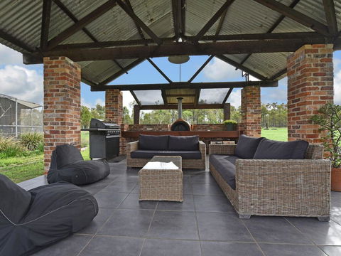 Kelman Cottage - Tucked Away With Pool + Native Wildlife - Northern Rivers Accommodation 0