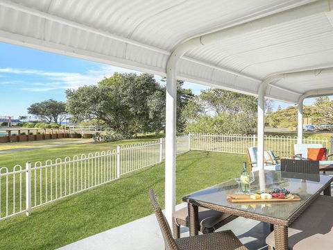 Kendalls Beach House - Northern Rivers Accommodation 0