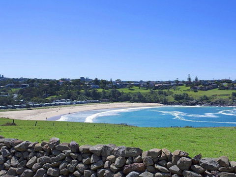 Kiama Beach Cottage At Easts Beach - Northern Rivers Accommodation 0