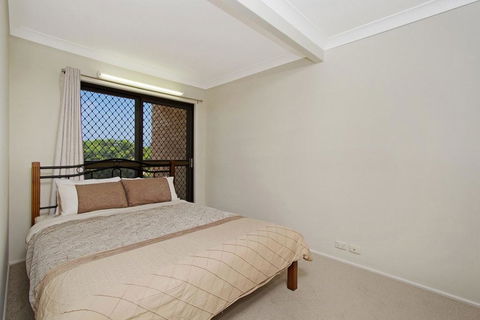 KINGSCLIFF HOLIDAY HOME ON THE HILL - SYD'S VIEW - Northern Rivers Accommodation 0