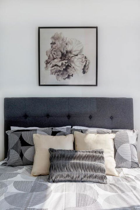 KOZYGURU FORTITUDE VALLEY AMAZING VIEW 2BED APT + FREE PARKING QFV010 - Northern Rivers Accommodation 3