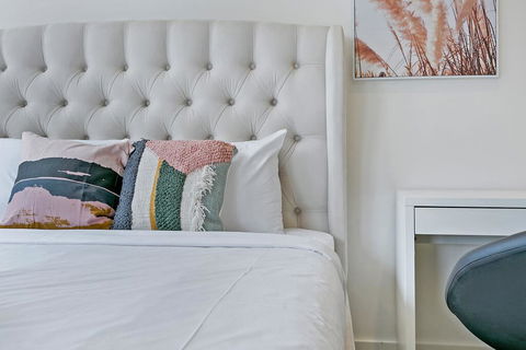 KOZYGURU ZETLAND COSY 3 BEDROOM APT EAST VILLAGE NZE906-1413 - Northern Rivers Accommodation 1
