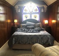 Krinklewood Cottage  Train Carriages - Northern Rivers Accommodation