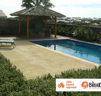 La Mer - Home with a Pool - Northern Rivers Accommodation