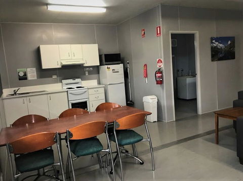 Lake Callide Retreat - Northern Rivers Accommodation 2