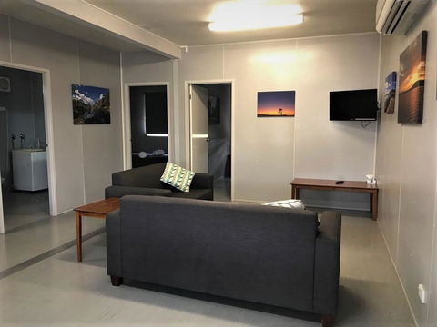 Lake Callide Retreat - Northern Rivers Accommodation 1