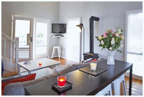 Lake Orchard Villas - Northern Rivers Accommodation 0